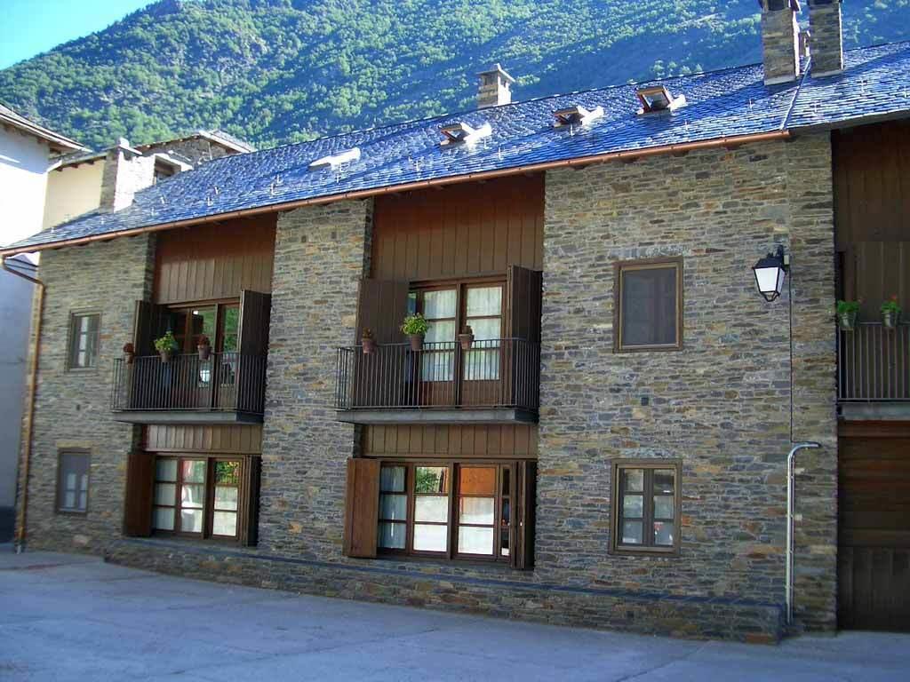 Apartaments Vall Ferrera Areu 外观 照片