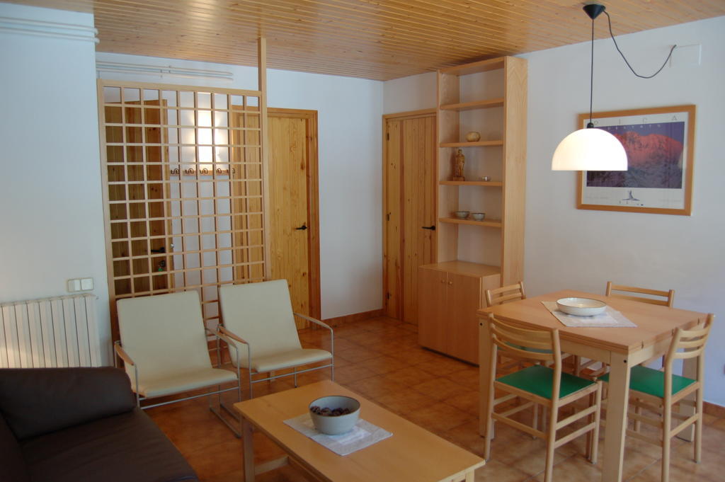 Apartaments Vall Ferrera Areu 客房 照片
